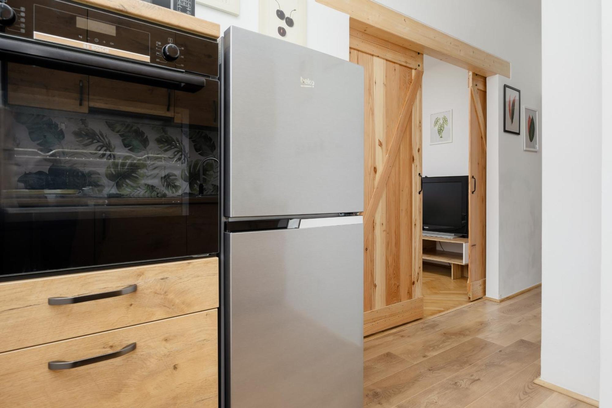 Spacious Apartment For 6 People Near The Old Town By Noclegi Renters Warsawa Bagian luar foto