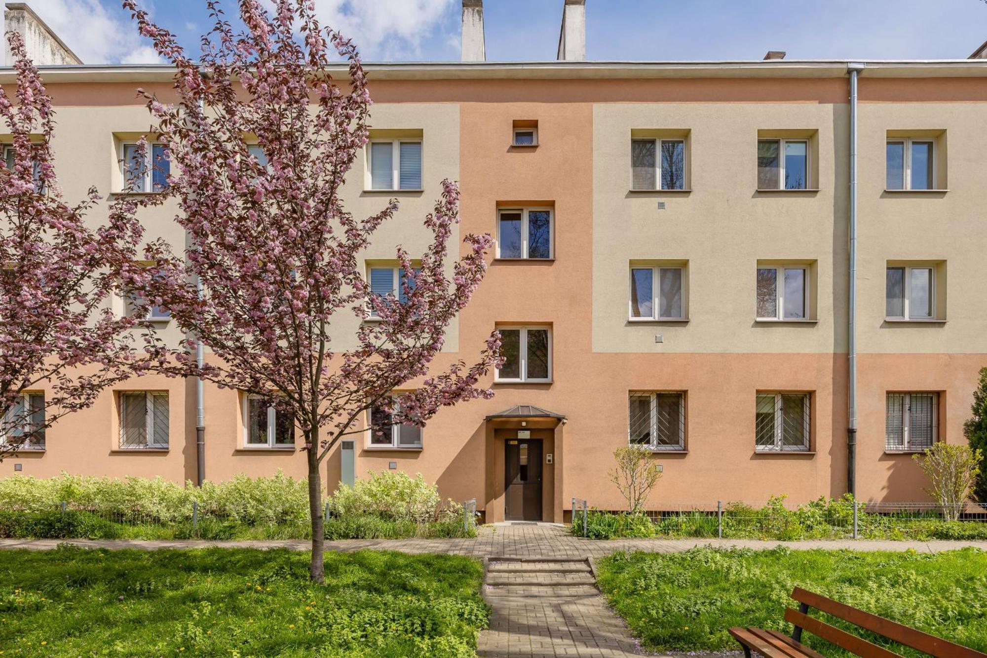 Spacious Apartment For 6 People Near The Old Town By Noclegi Renters Warsawa Bagian luar foto